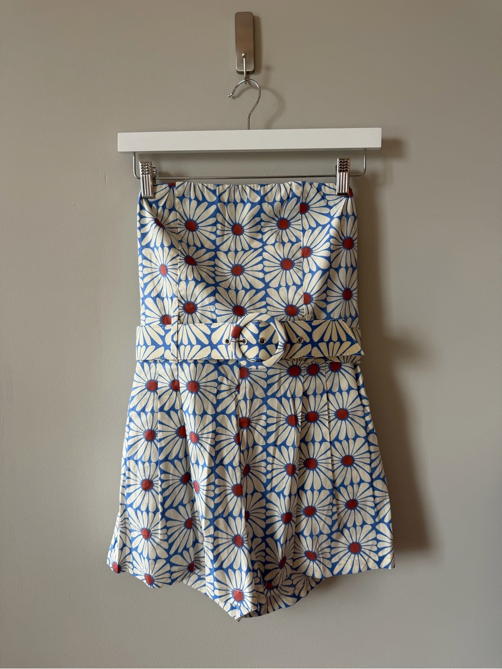 Olivaceous Strapless Geometric Print Romper NWT Size M Belted